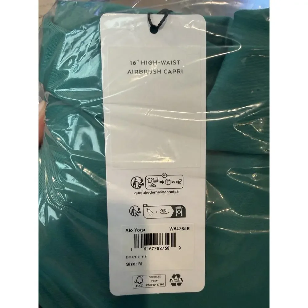 NWT Alo Yoga Airbrush High-Waist Capri 16